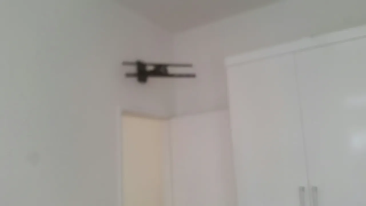 Дерев'яна підлога або ламінат та 1 спальня: квартира 38 м² — photo 19