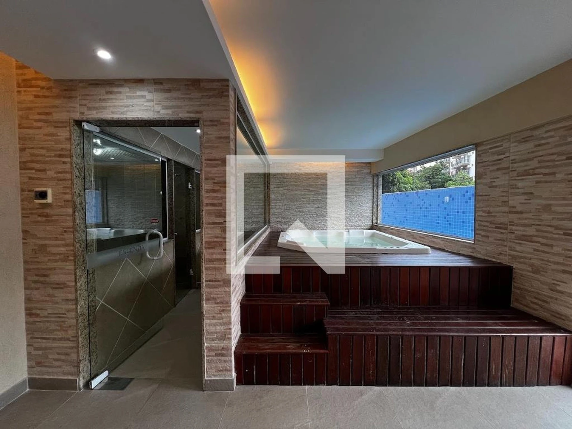 190 m² apartment with a mountain view and a home office — photo 60