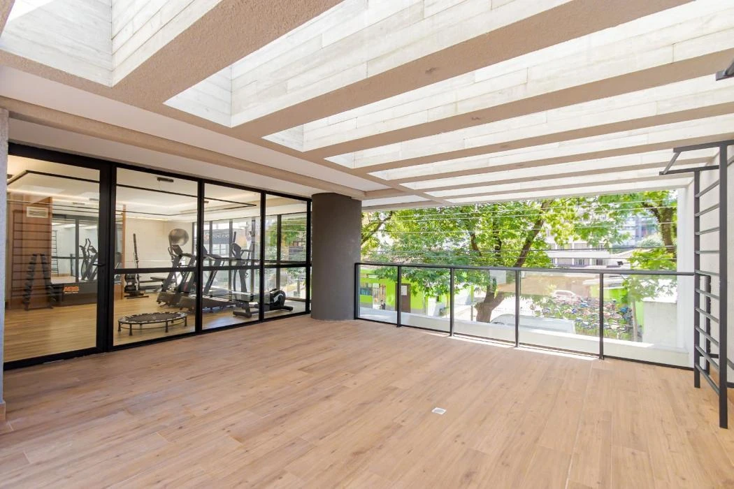 Apartamento mobiliado, 27 m², com janelas do piso ao teto — photo 35