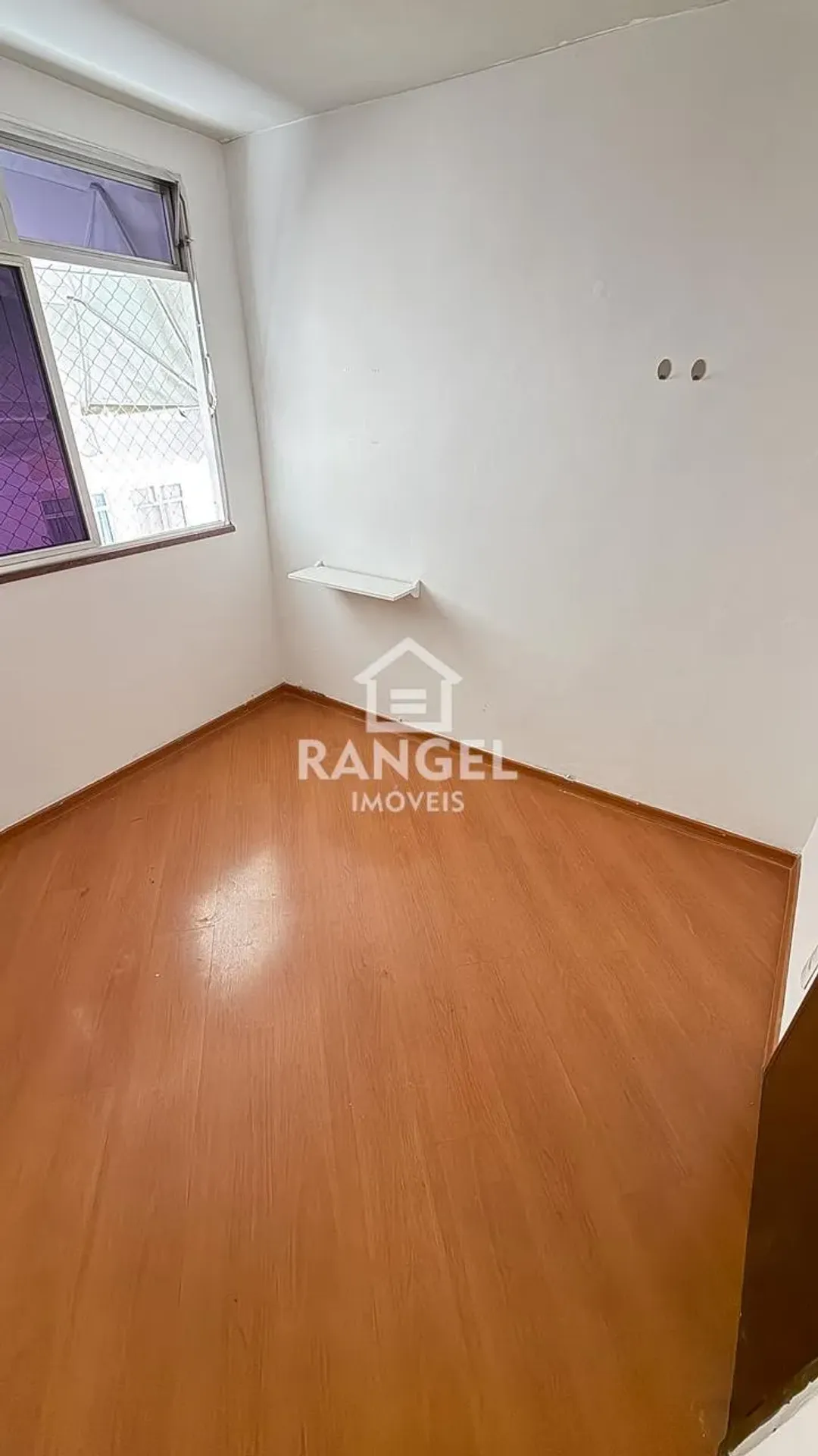 Apartment, 54 m², with wood or laminate floors — photo 16