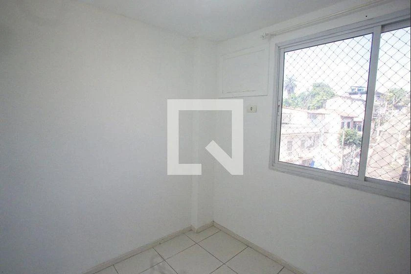 Balcony with a grill in a 3-bedroom apartment, 131 m² — photo 48