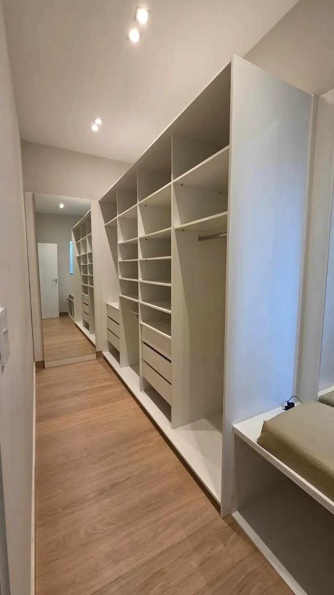 Furnished house, 200 m², with a bathtub
