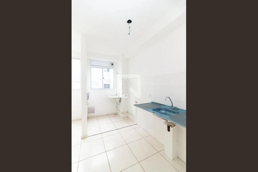 2-bedroom apartment in a building with a gym — photo 24
