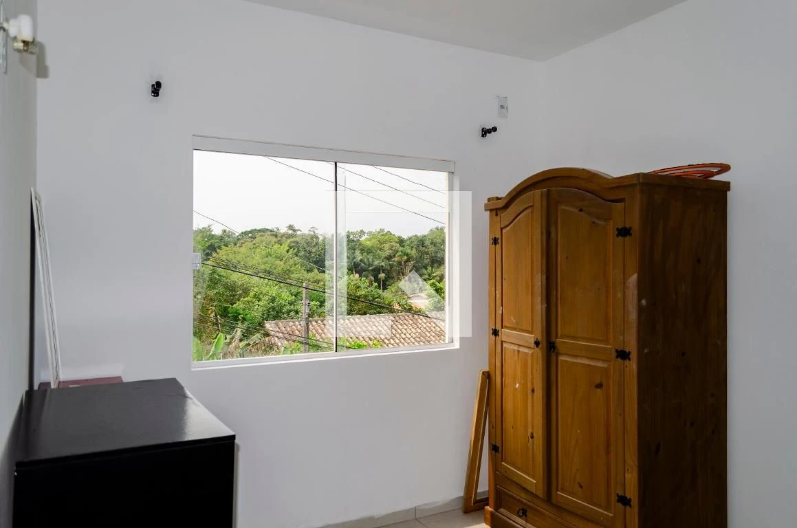 3-bedroom house with a mountain view in Florianópolis — photo 22