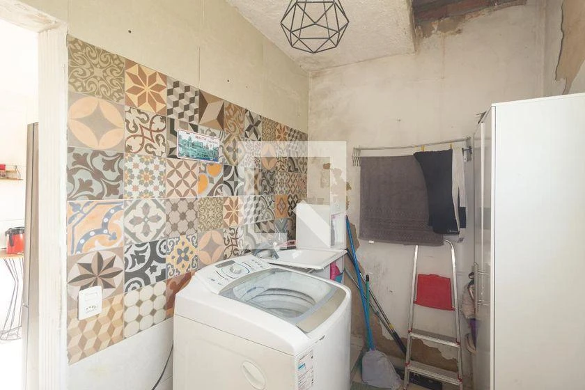 Casa mobiliada com 2 quartos, 1 banheiro e 80 m² — photo 32
