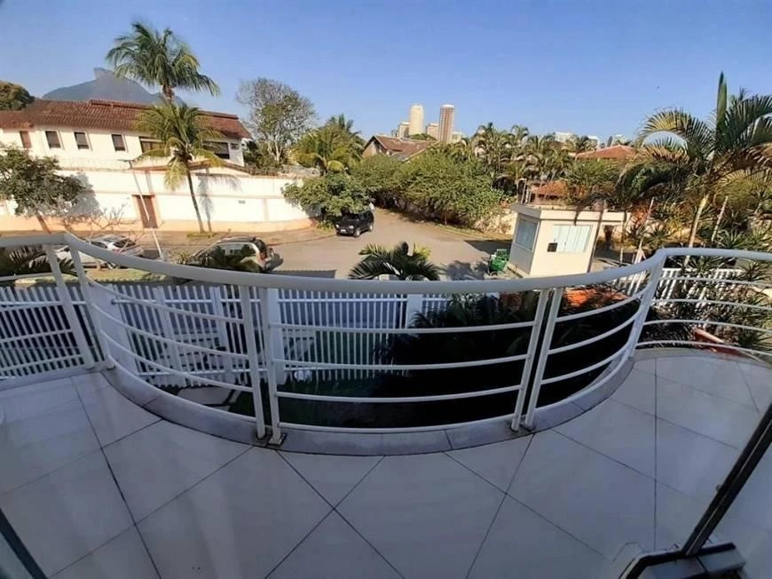 Меблированный дом 700 м²: 5 спален-сюит и 10 ванных — photo 5