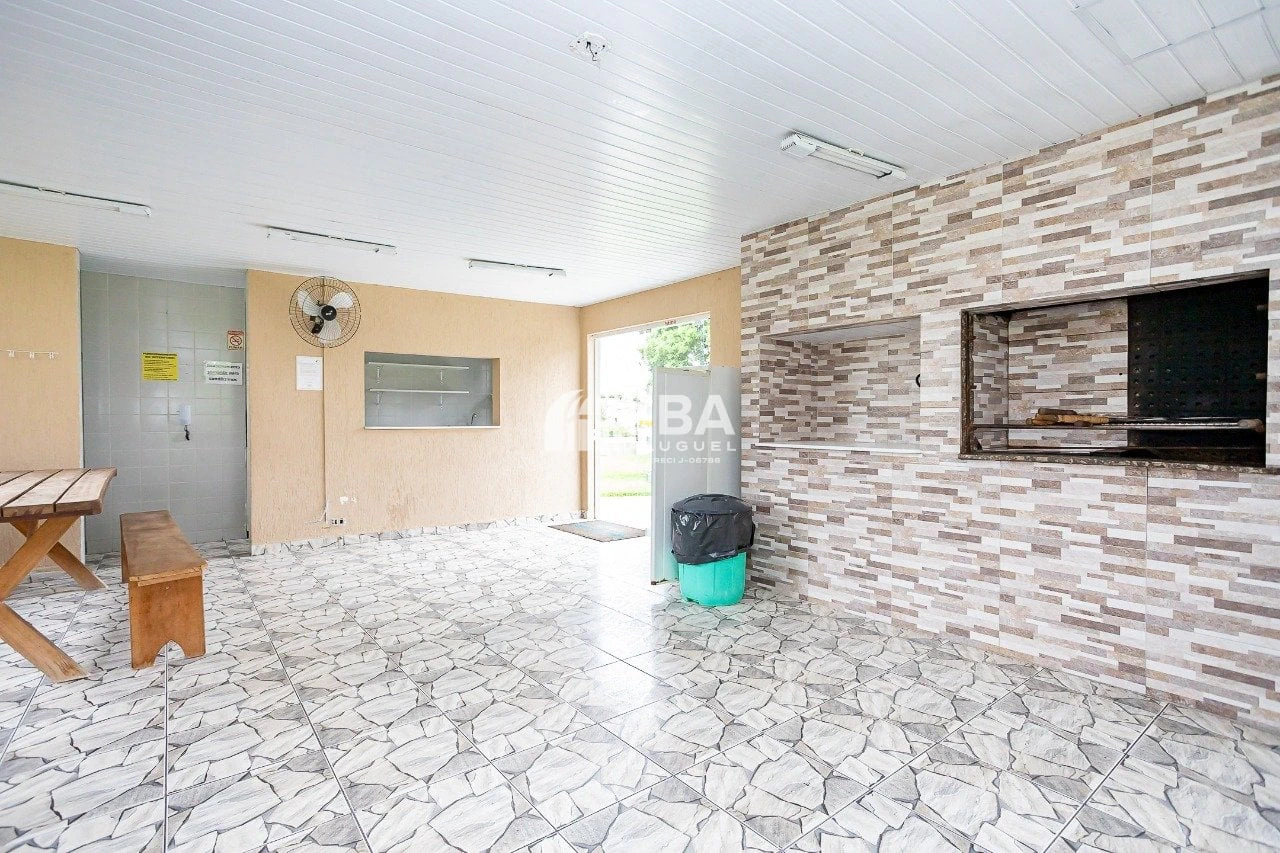 Wood or laminate floors in a 2-bedroom apartment, 68 m² — photo 20