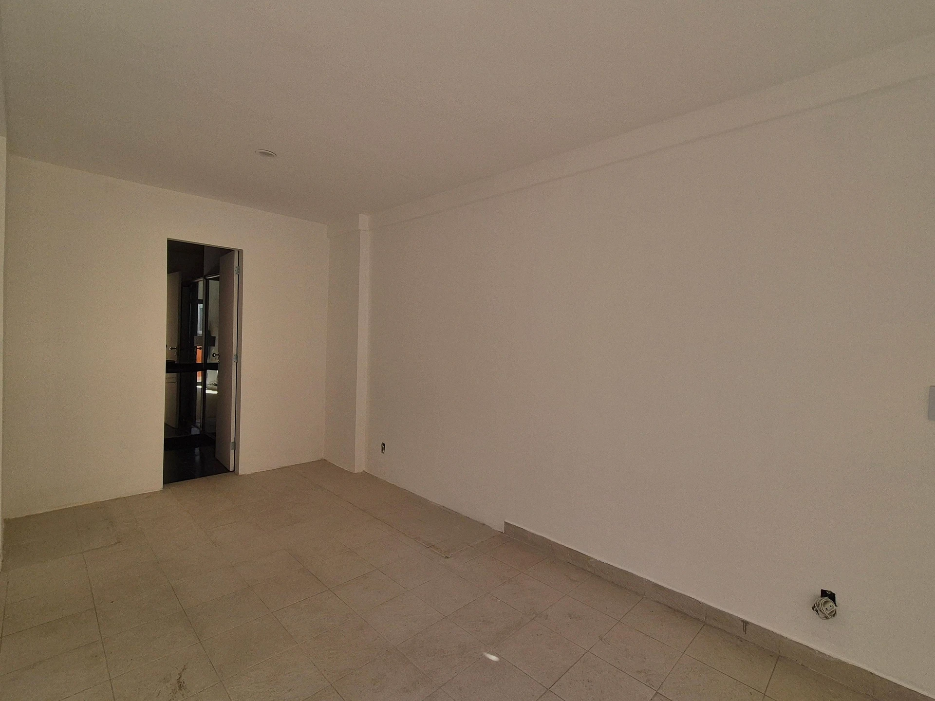 Rental apartment with 2 bedrooms and a balcony — photo 39