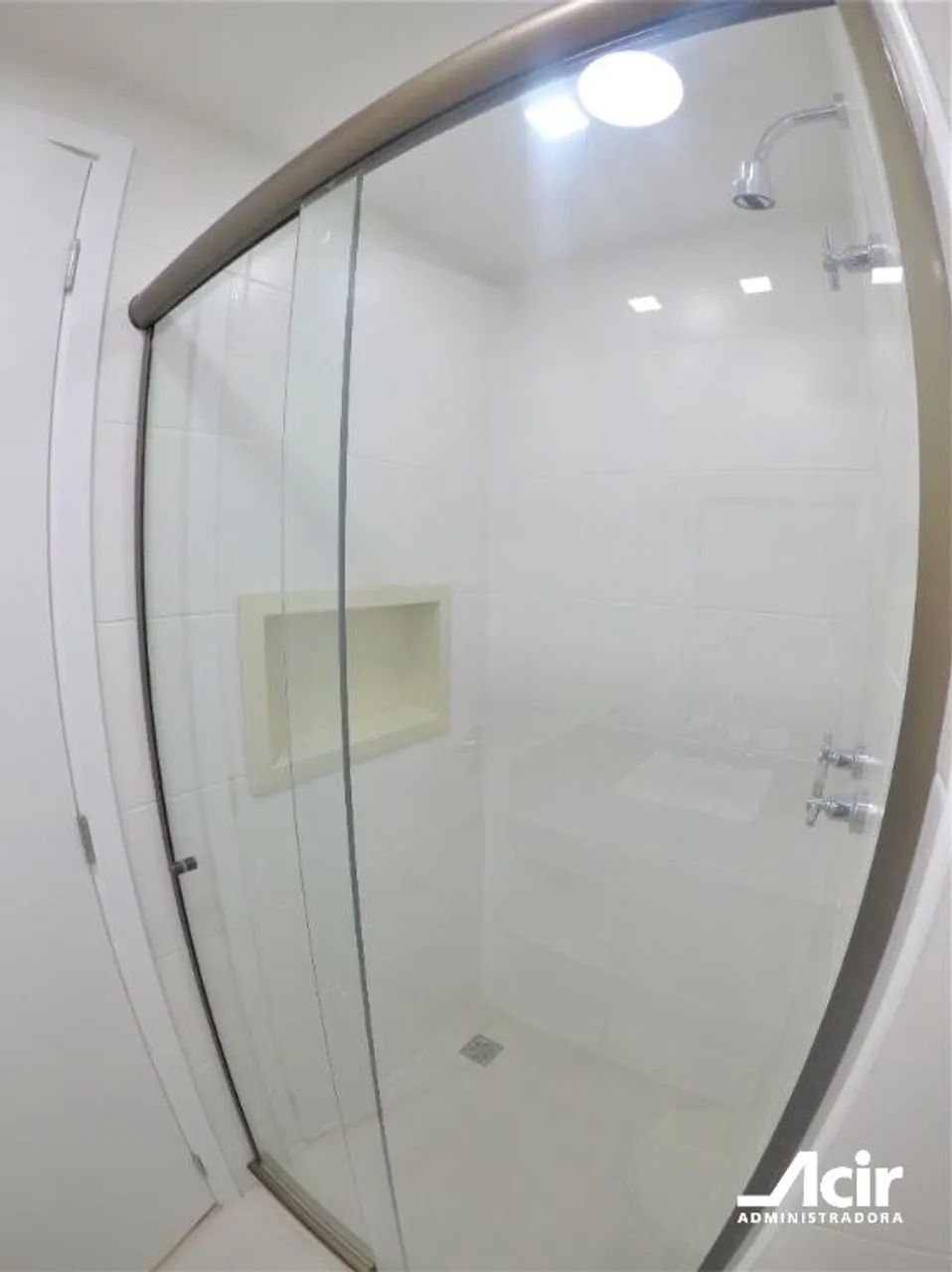 2-bedroom apartment with 3 bathrooms and 64 m² — photo 4