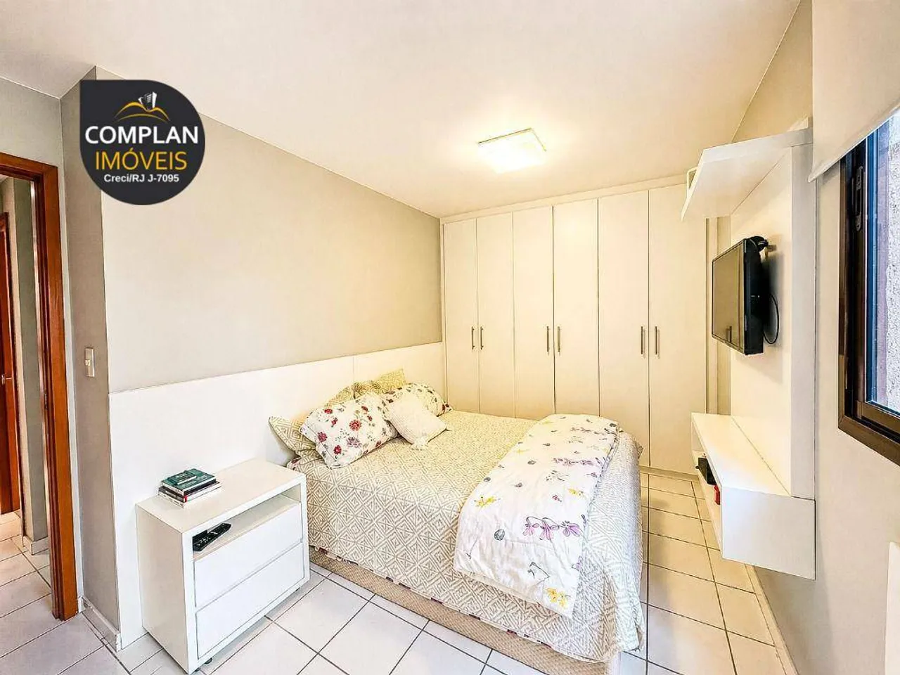 Apartamento mobiliado com 2 dormitórios e cozinha integrada — photo 4