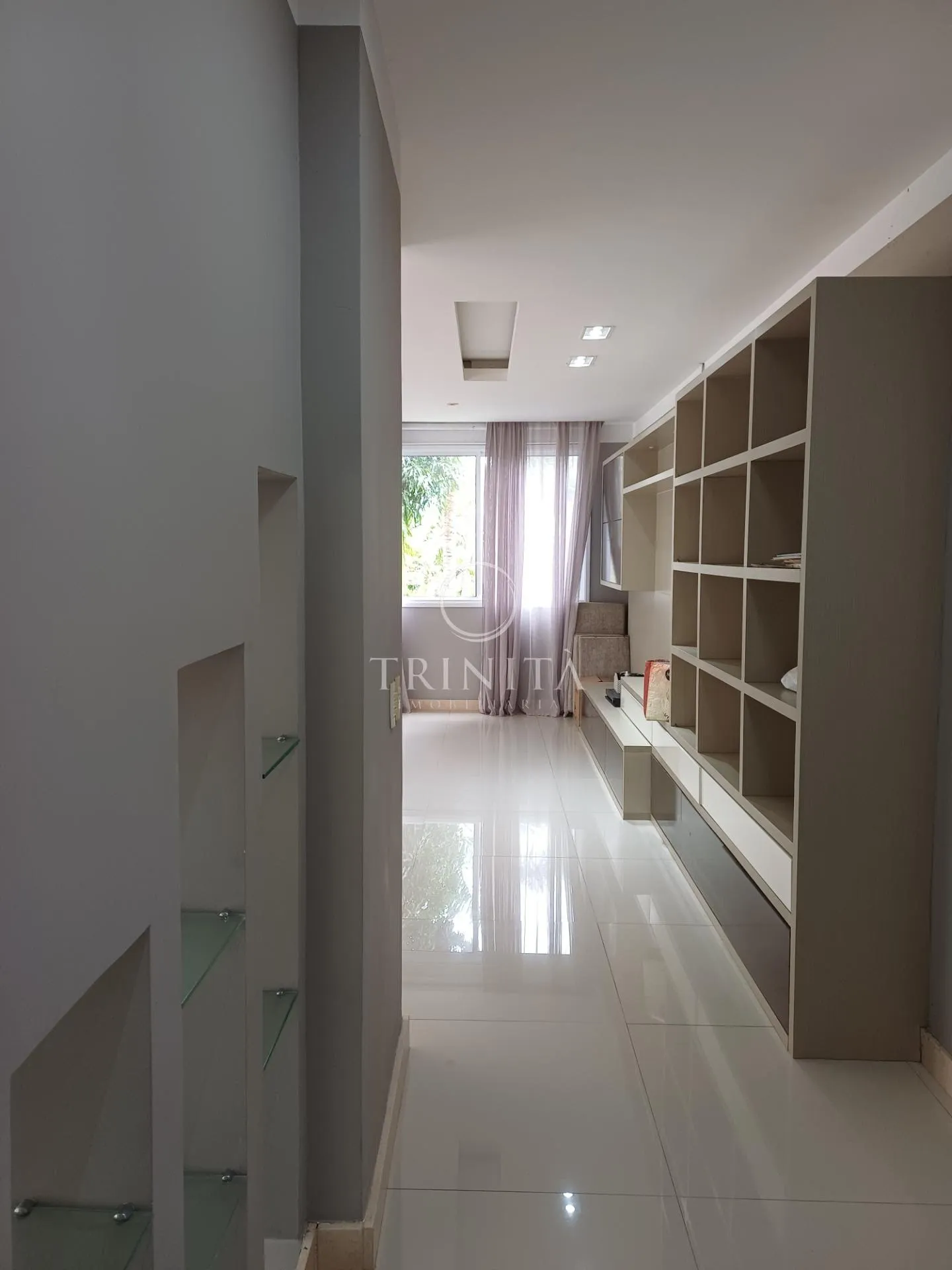 House, 490 m², with a grill on the balcony — photo 35