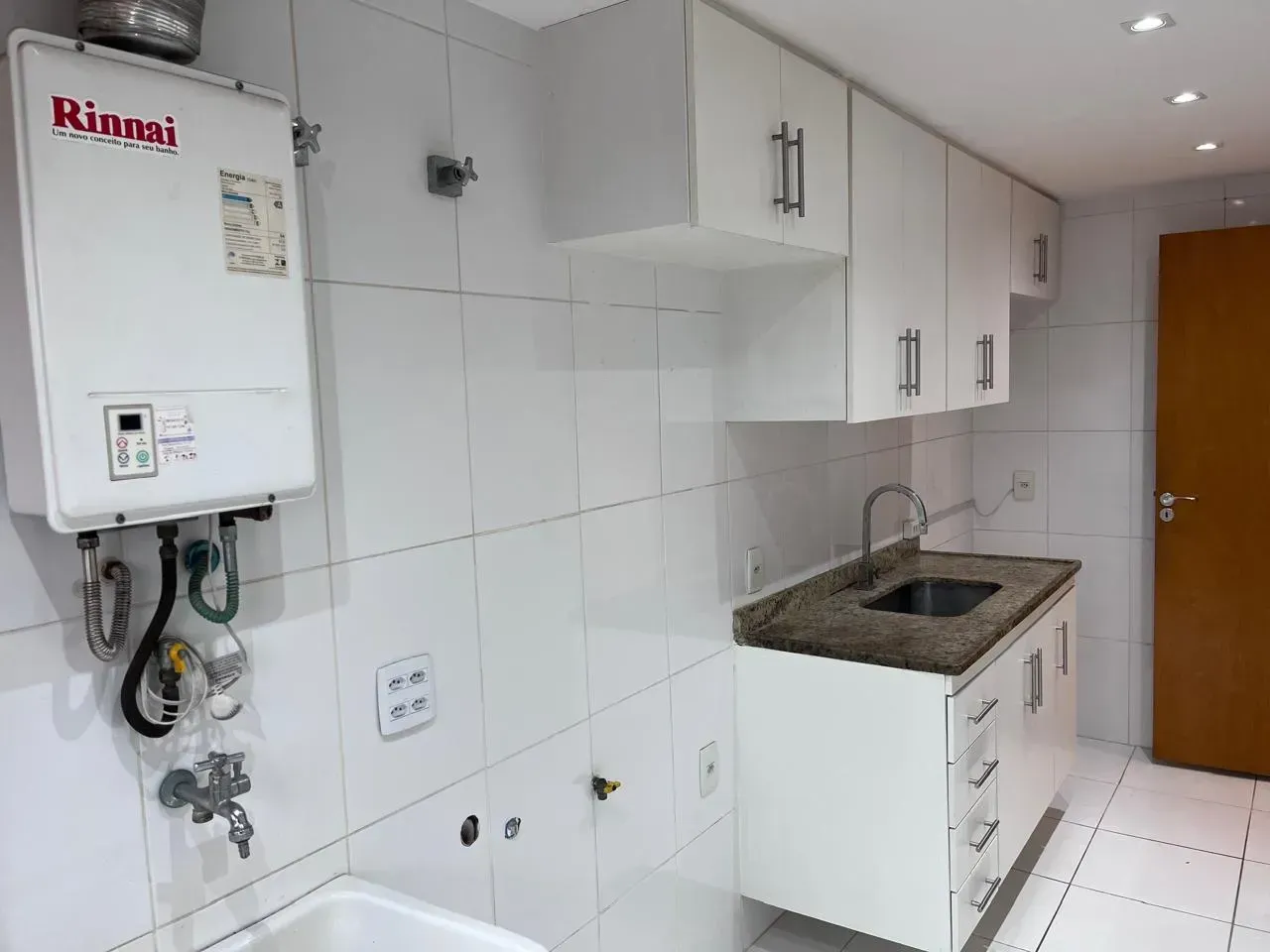 Квартира в оренду на 3 кімнати, 82 м² — photo 15