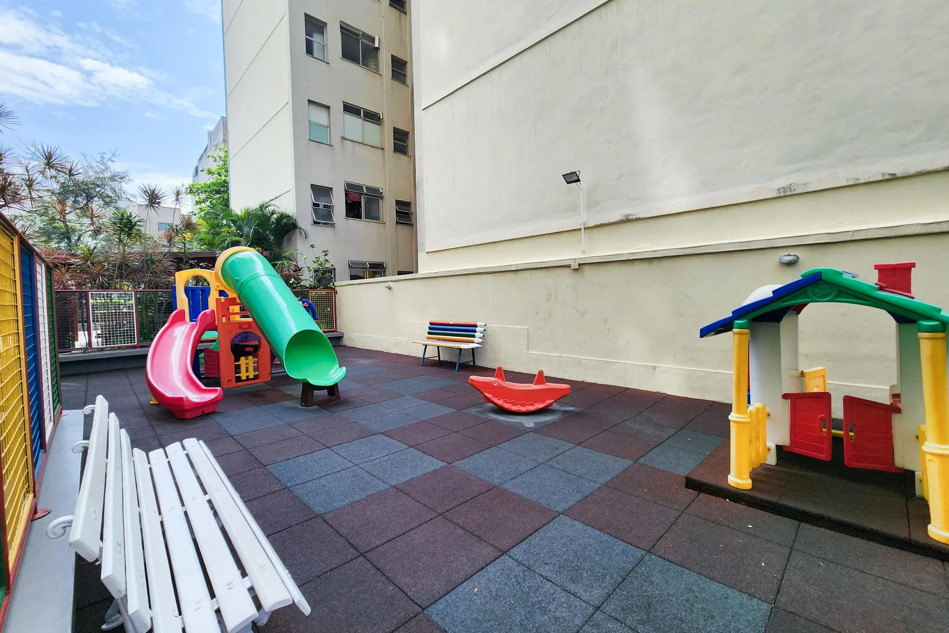Apartamento mobiliado, 95 m², com vista para as montanhas — photo 50