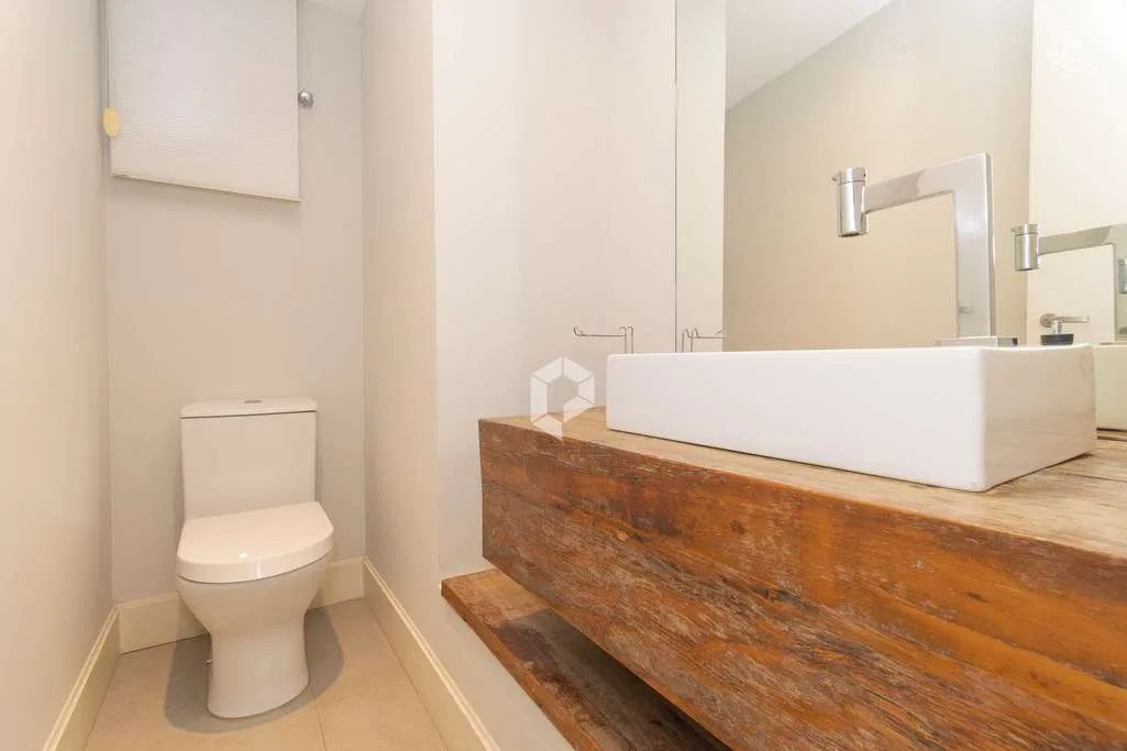 Застеклённый балкон и 2 спальни: квартира 163 м² — photo 22