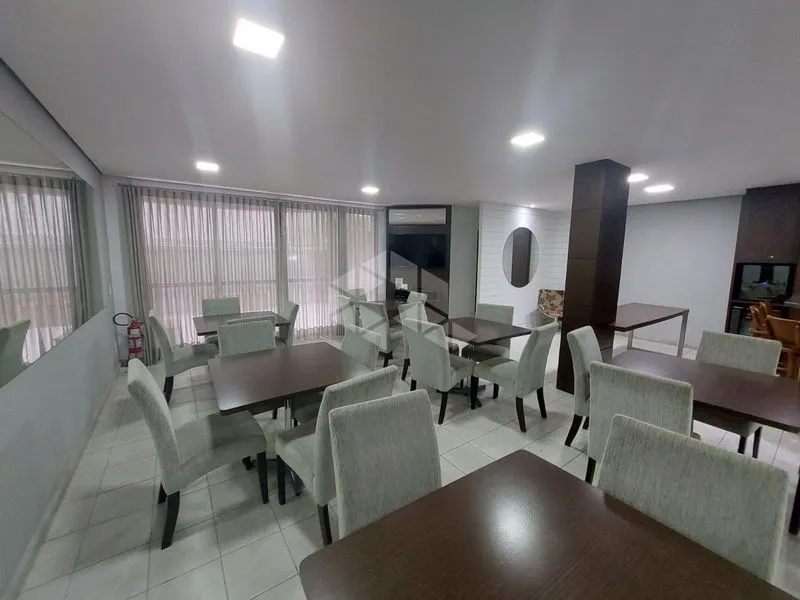 Apartamento de 3 quartos em condomínio com piscina — photo 27