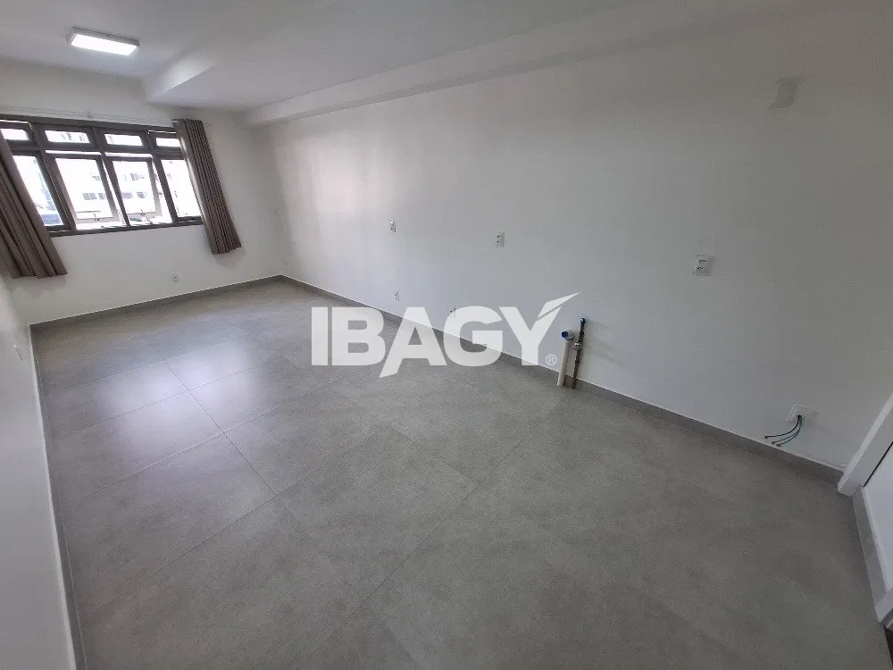 Unfurnished studio of 25 m² with 1 bedroom and 1 bathroom — photo 5