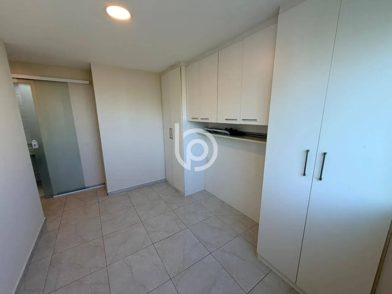 Rental apartment with 2 bedrooms and 2 bathrooms — photo 6