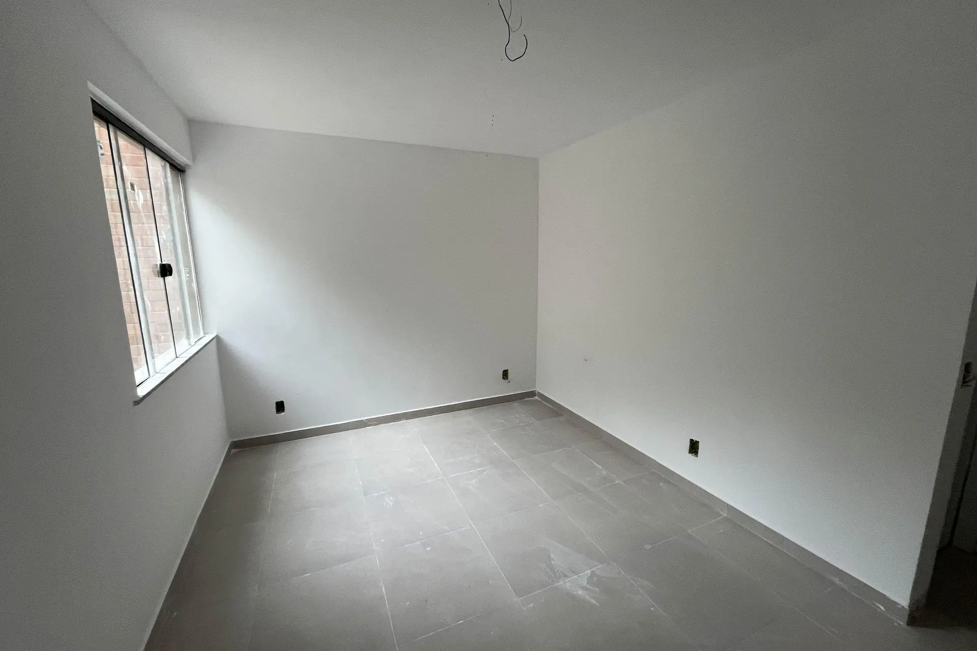 2-bedroom apartment with a mountain view — photo 11