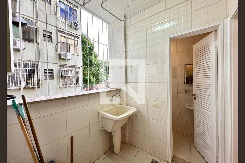 Furnished apartment with gas open-plan kitchen and 3 bedrooms — photo 31