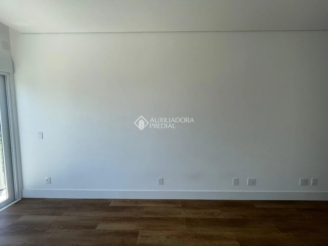3-bedroom apartment with 159 m² and 2 parking spaces — photo 17