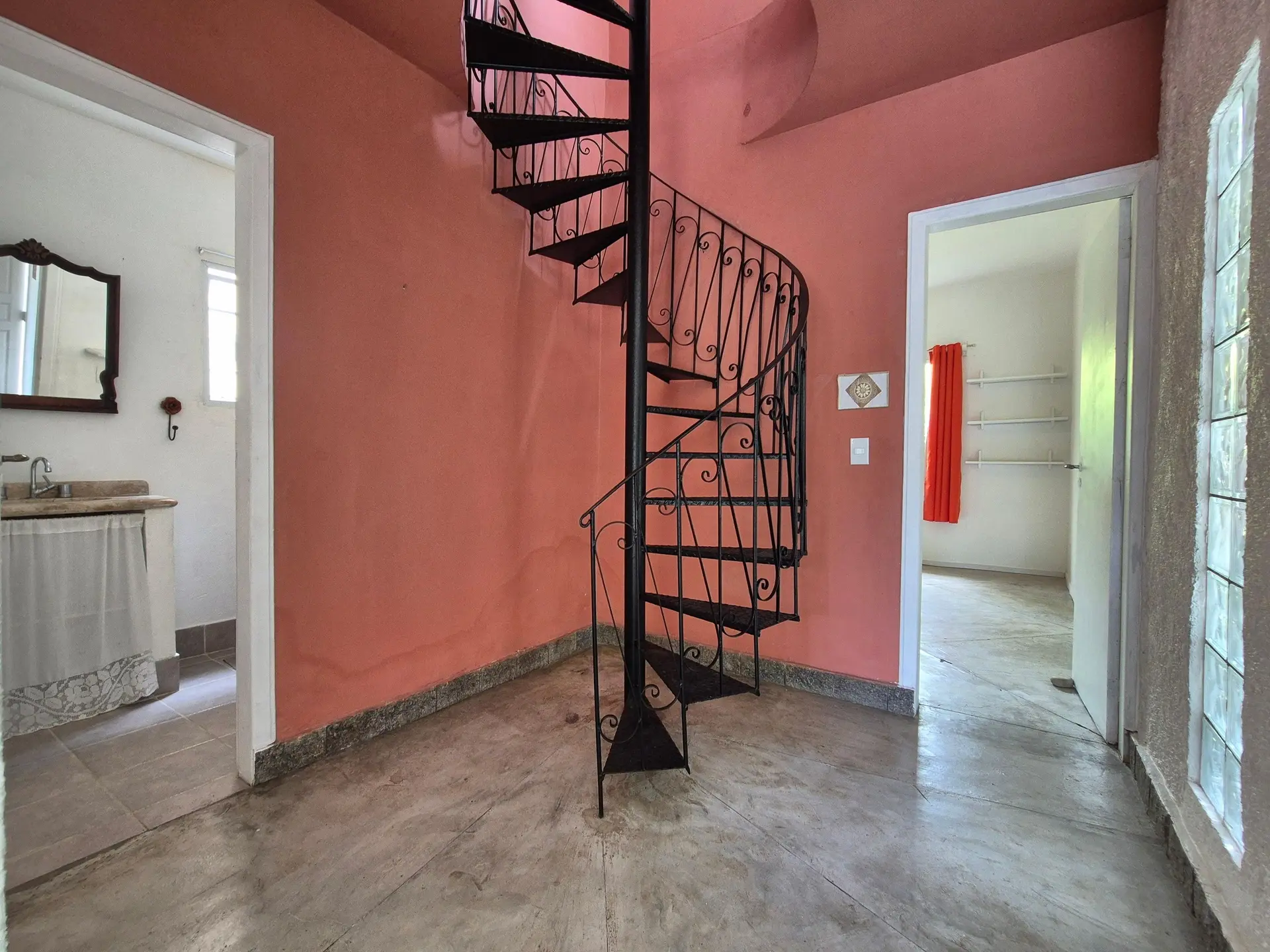 Condominium house to rent with 3 bedrooms and a suite — photo 23
