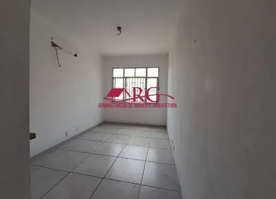 Apartment with 2 bedrooms and a fitted kitchen — photo 8