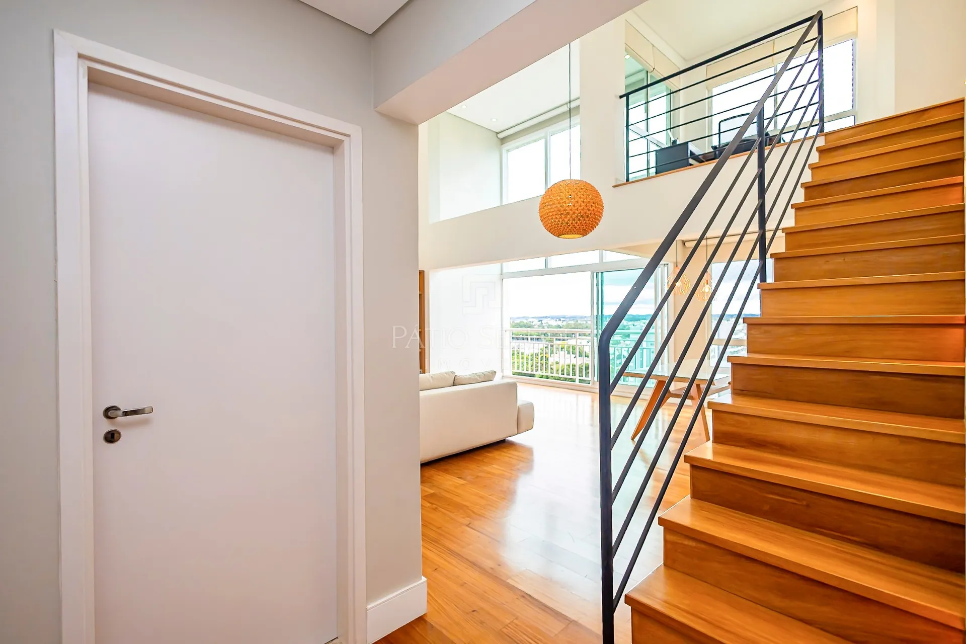 4-bedroom apartment with a fireplace — photo 34