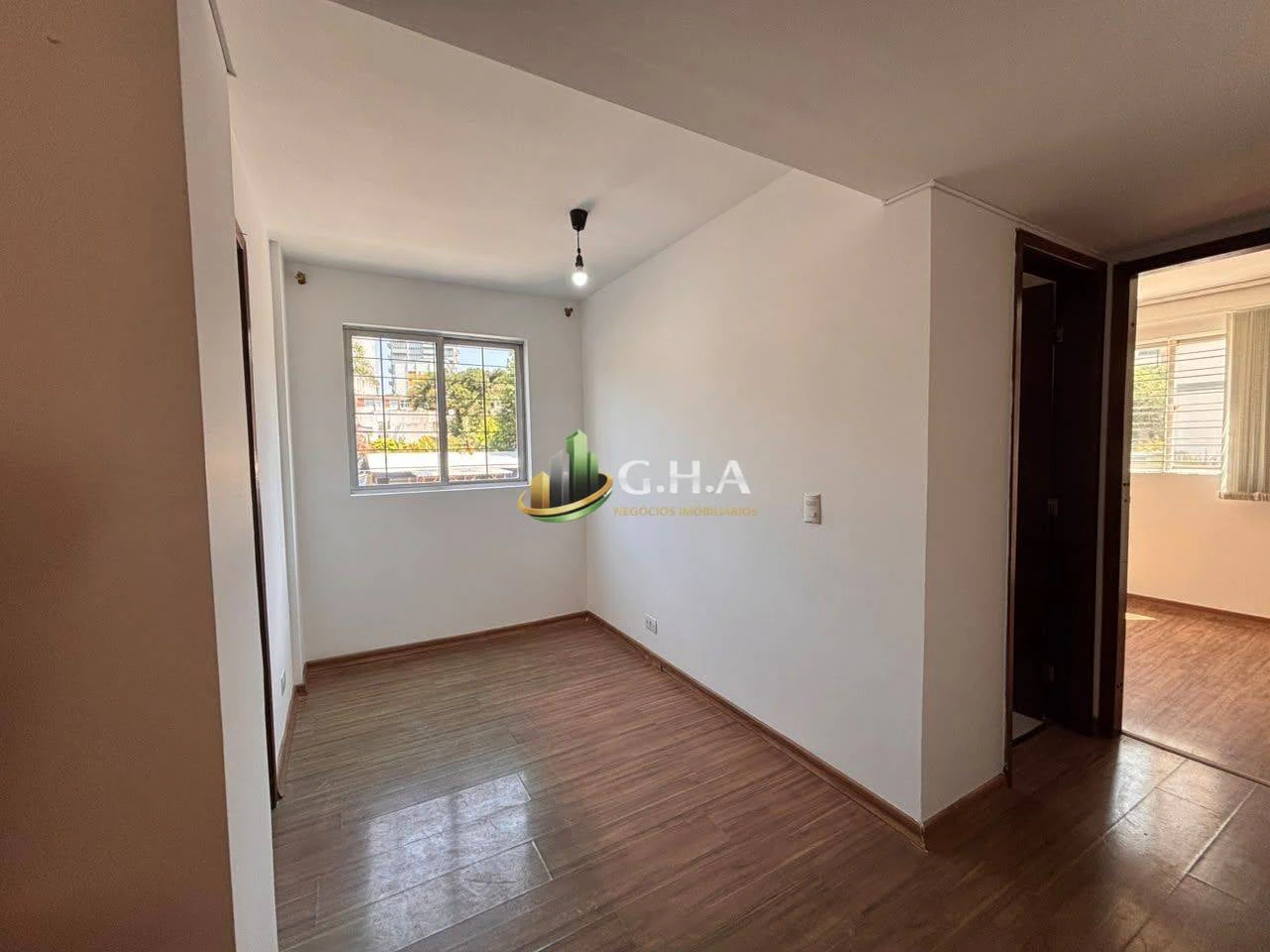 Ground-floor furnished apartment with 2 bedrooms and 2 baths — photo 8