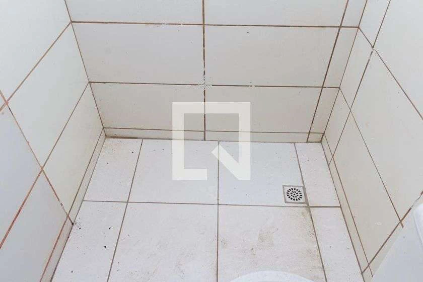 38 m² unfurnished studio with private garden and 1 parking — photo 28