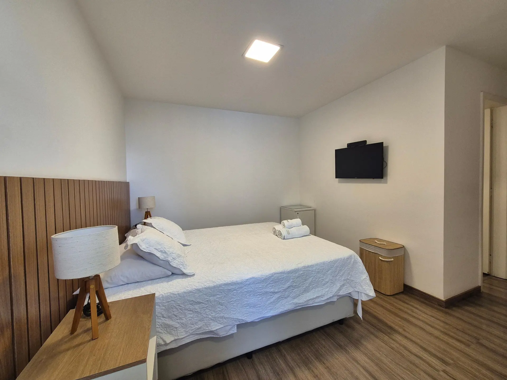 Furnished apartment with 2 en-suite bedrooms and 1 parking — photo 14