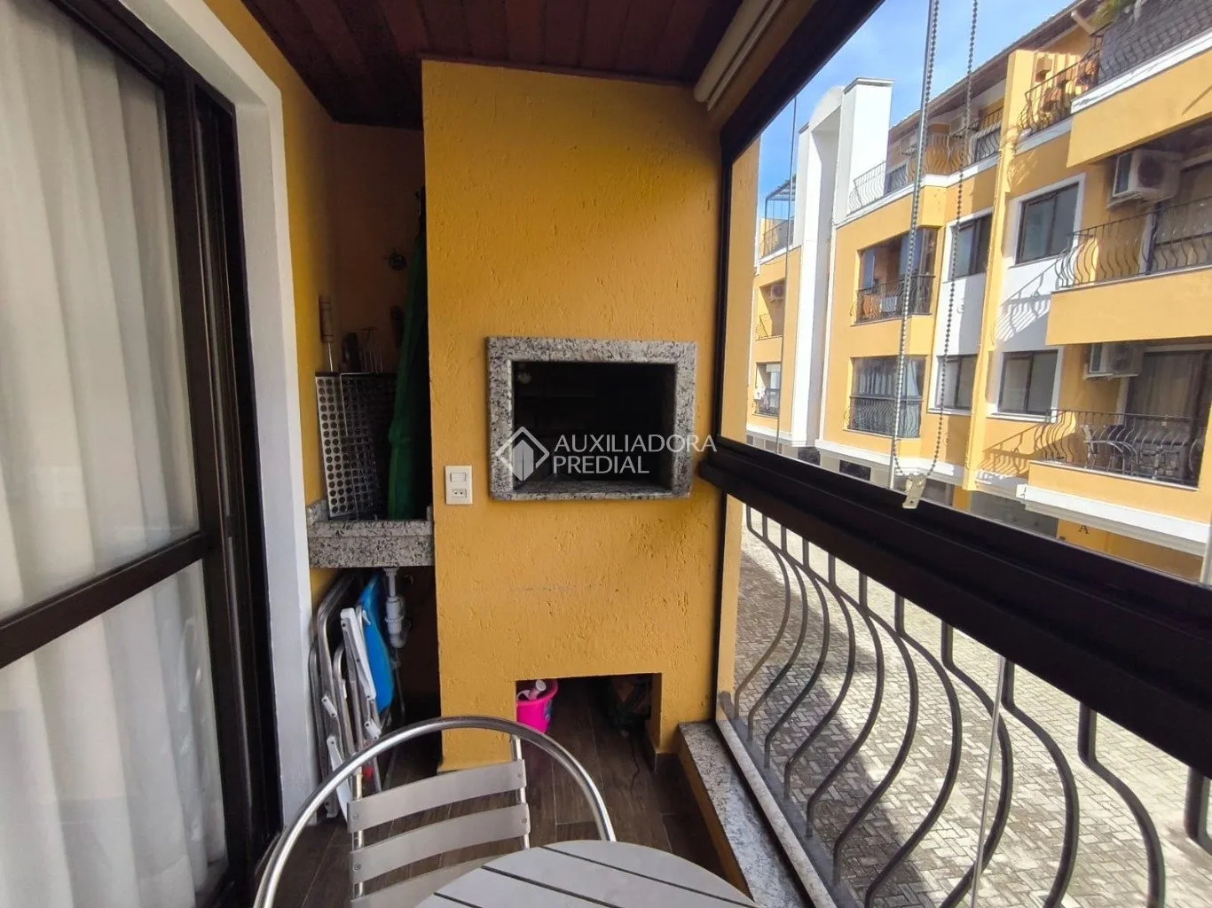 Furnished 70 m² apartment with 2 bedrooms and balcony — photo 14