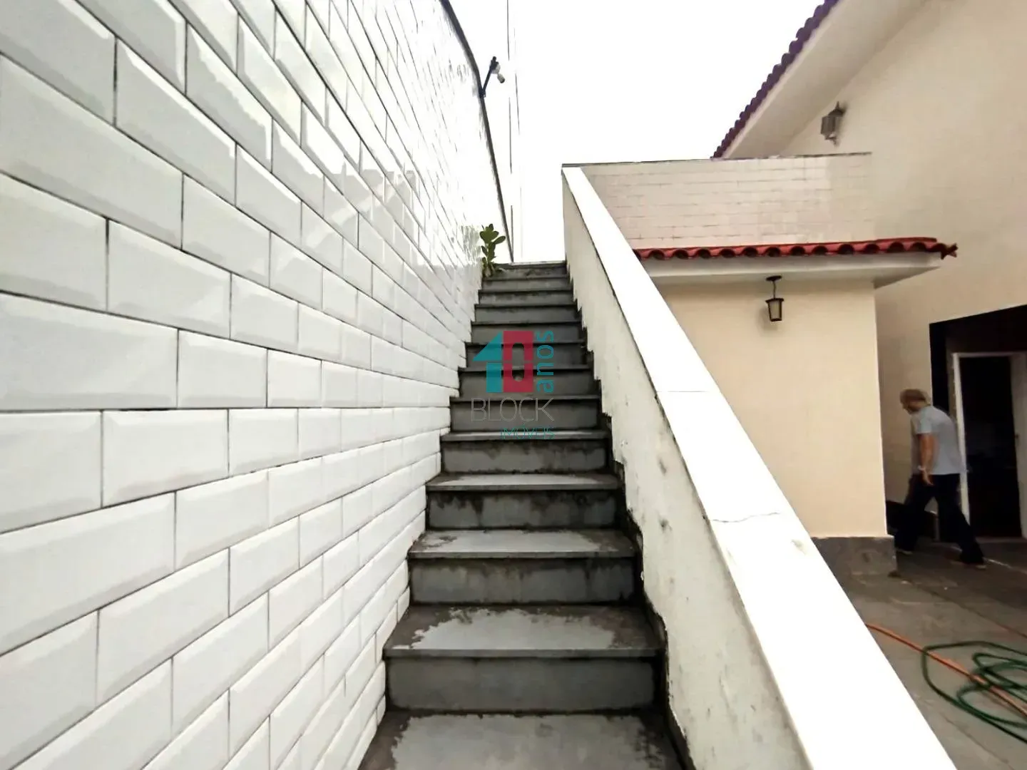 Street house 445 m² with 4 bedrooms and 1 en-suite — photo 33