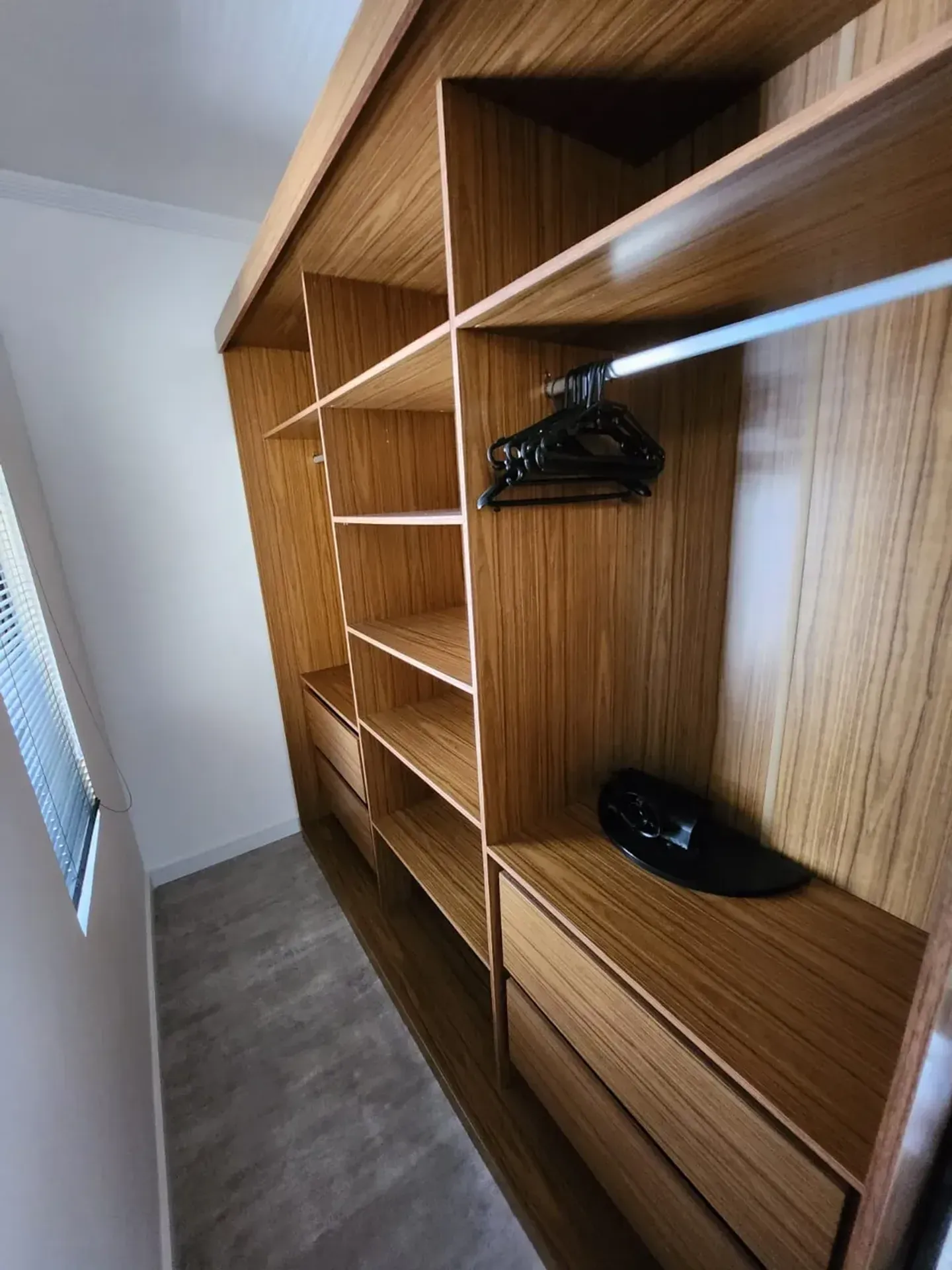 Furnished apartment, 84 m², with a walk-in closet — photo 6