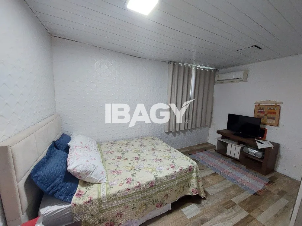 1-bedroom house with 1 bath and ceramic tile floor — photo 10