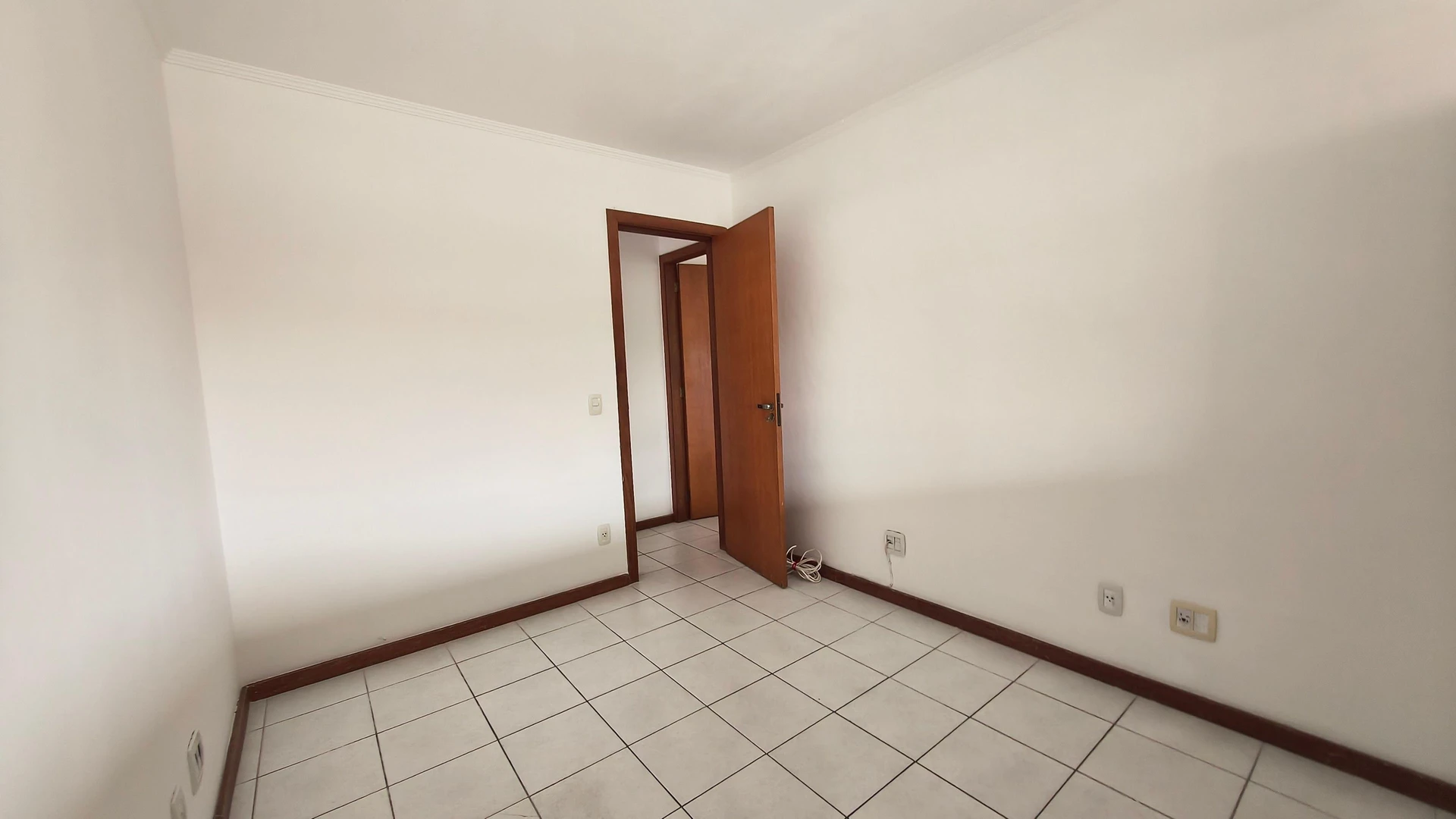 3-bedroom apartment in a building with a pool — photo 41