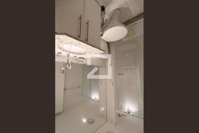 Furnished 2-bedroom apartment with glass balcony — photo 70
