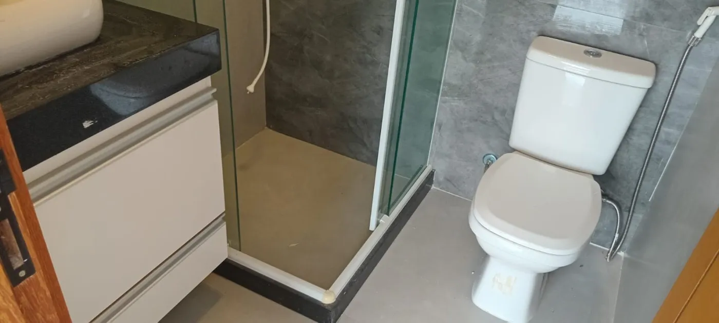 4 quartos e janelas do piso ao teto: casa de 260 m² — photo 25
