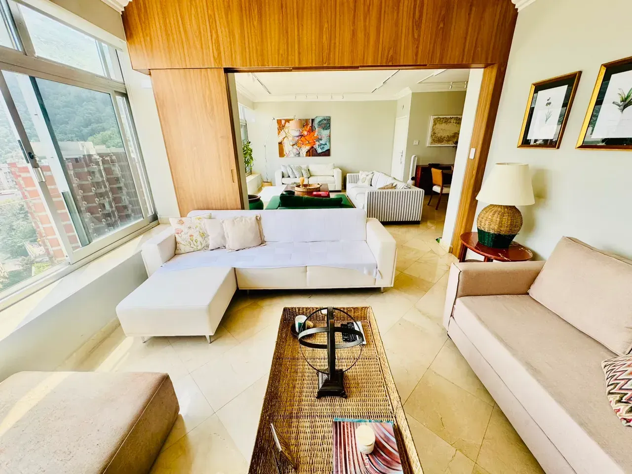 Furnished 3-bedroom apartment with 3 bathrooms — photo 15
