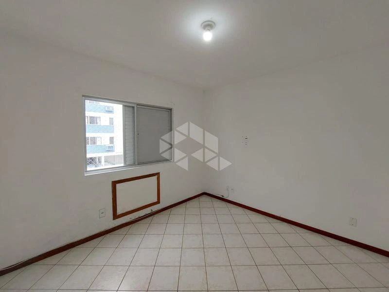 3-bedroom apartment, 1 with its own bathroom, 85 m² — photo 11