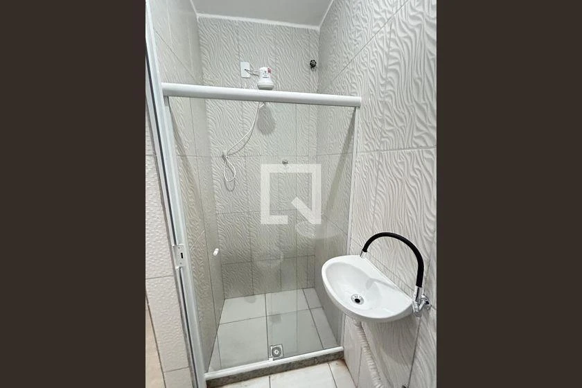 One-bedroom house with a washing machine — photo 11