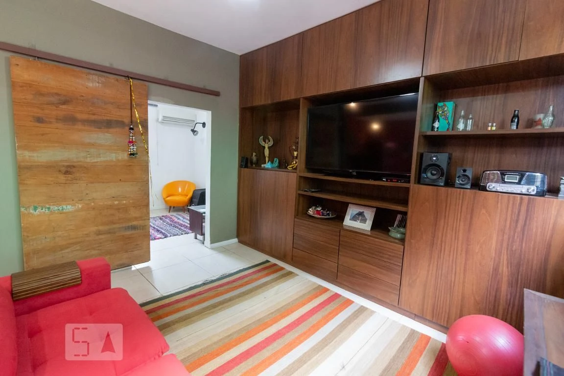 Затишний мебльований будинок з 4 спальнями — photo 33