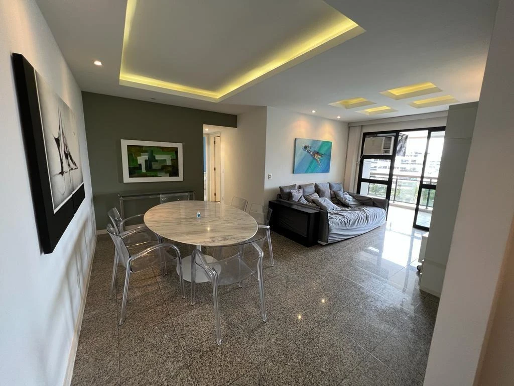 Apartamento mobiliado com 2 dormitórios e varanda — photo 25