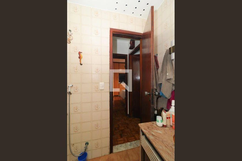 Apartamento de 3 dormitorios, 80 m² y balcón — photo 35