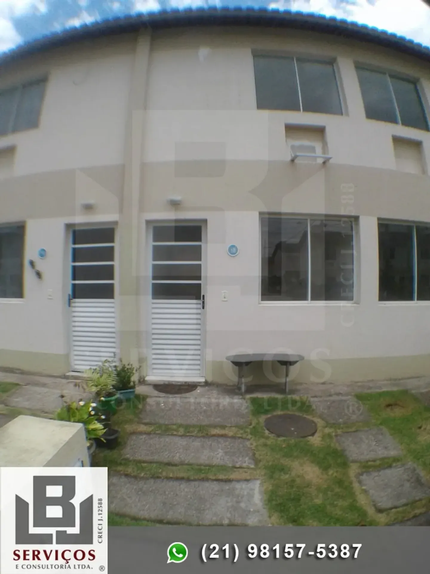 Garden in a 2-bedroom house, 75 m² — photo 13