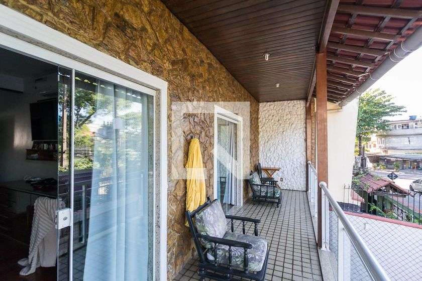 Casa de 400 m² com 4 suítes e 6 banheiros — photo 11