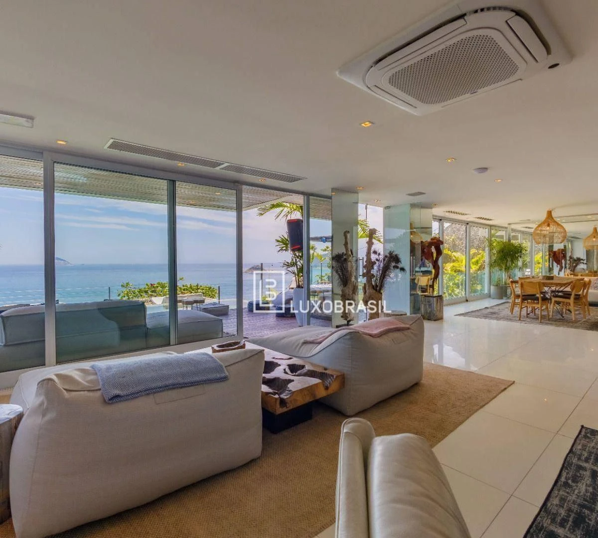 Furnished 800 m² house with 5 en-suite bedrooms — photo 25