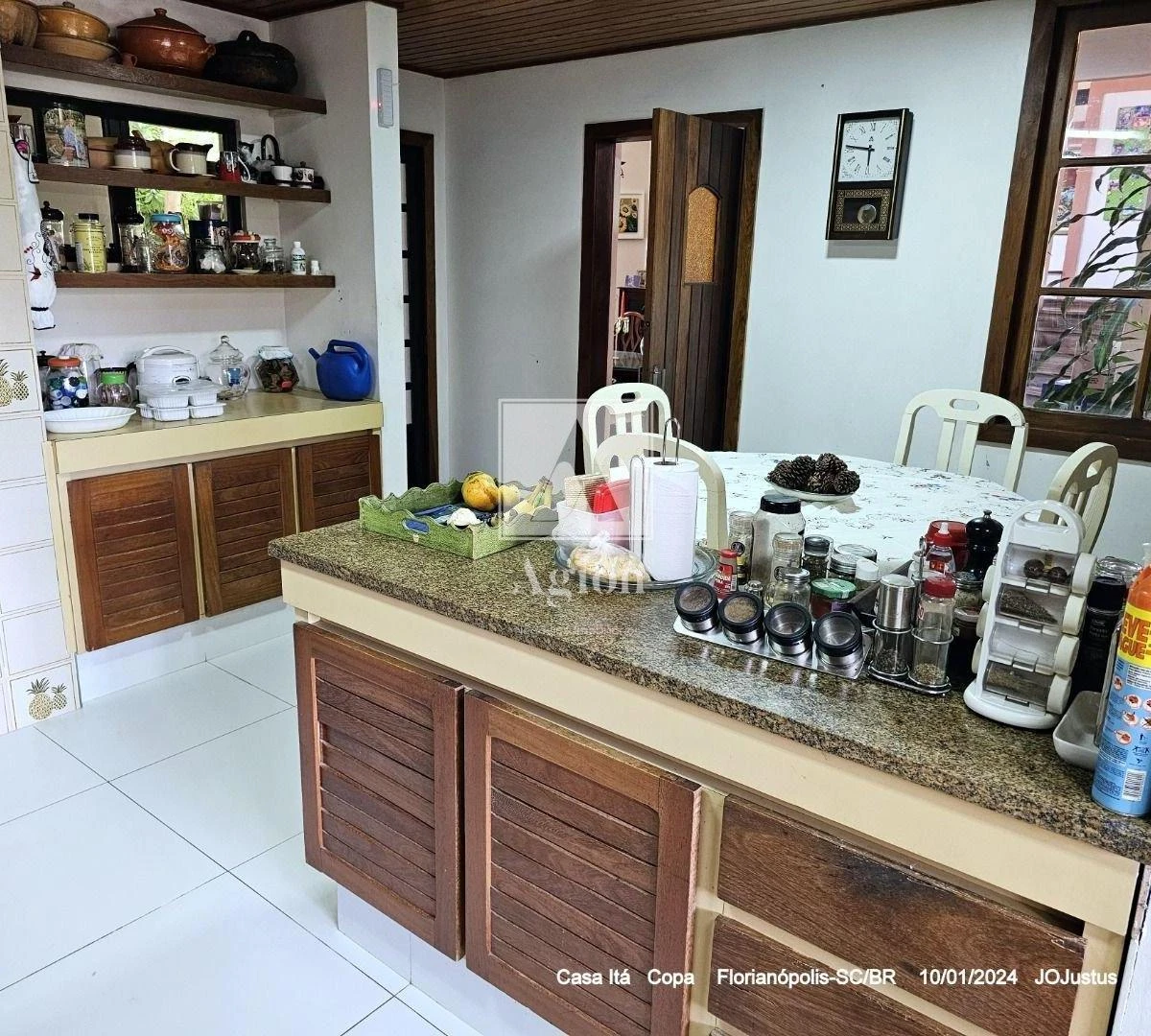 Vista al agua y 3 dormitorios: casa de 405 m² — photo 24