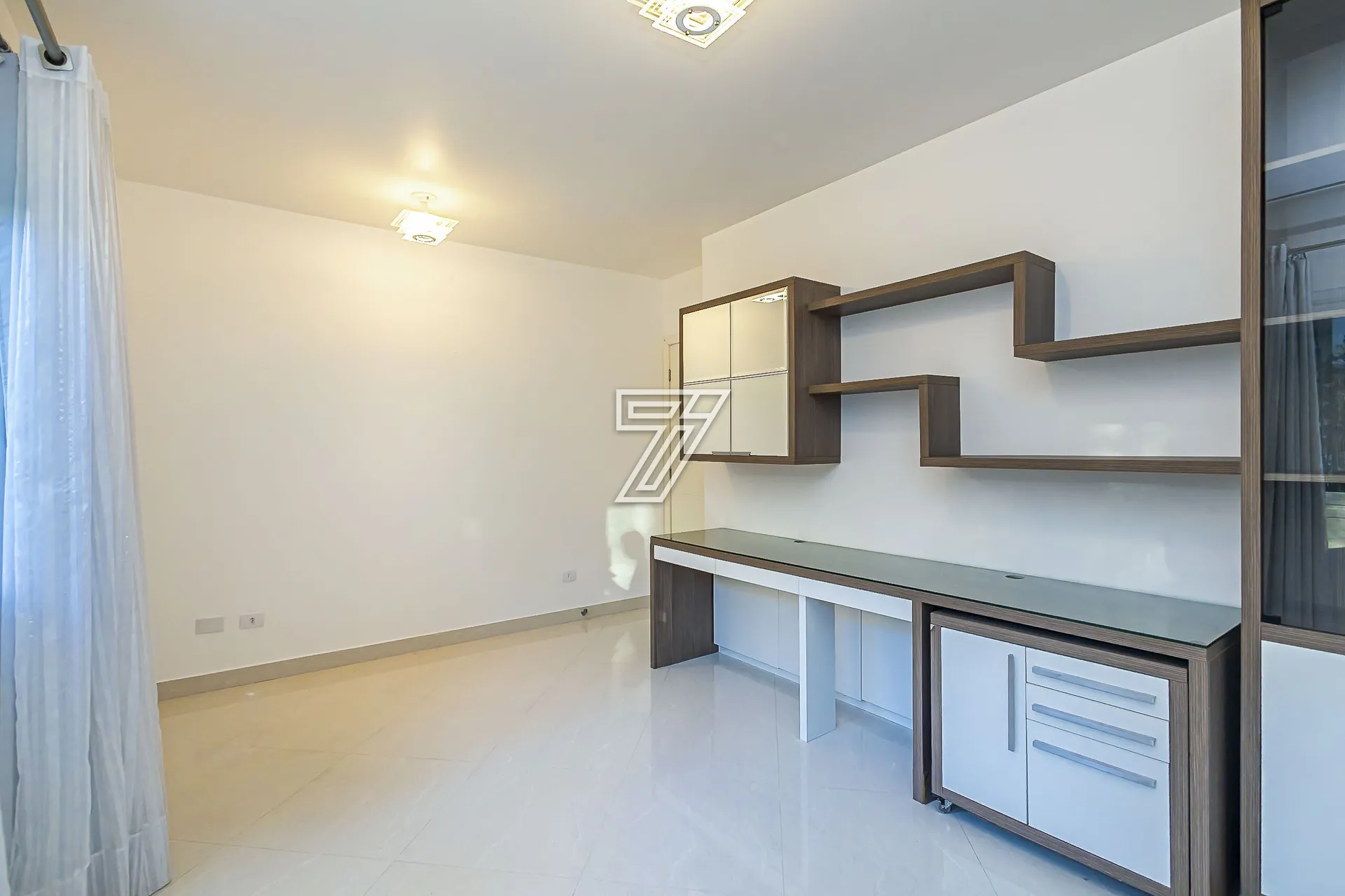 Casa para locação com 4 quartos e 3 suítes — photo 31