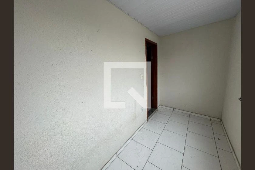 1-bedroom apartment with fitted kitchen and balcony — photo 19