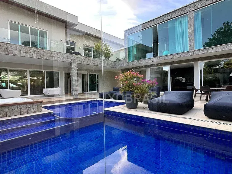 Casa moderna com 3 quartos e 5 vagas de garagem — photo 4